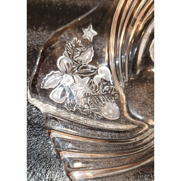 Crystal Swirled Christmas Bowl Candy Dish - Picture 5 of 6